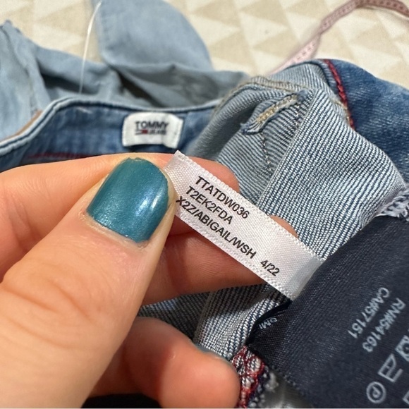 NWOT Tommy Hilfiger high rise straight leg crop jeans Abigail wash - Picture 6 of 8